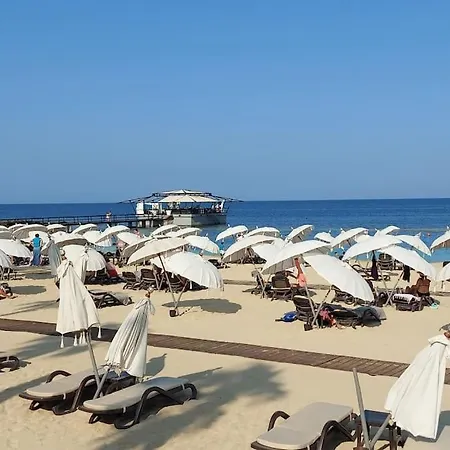 Апартаменты Sea View 3 Bedroom In A Village *