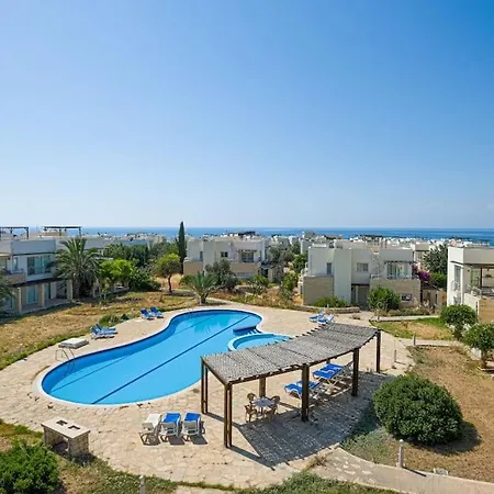 Sea View 3 Bedroom In A Village 아파트